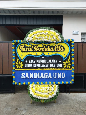 Papan Bunga Duka di Serdang Wetan